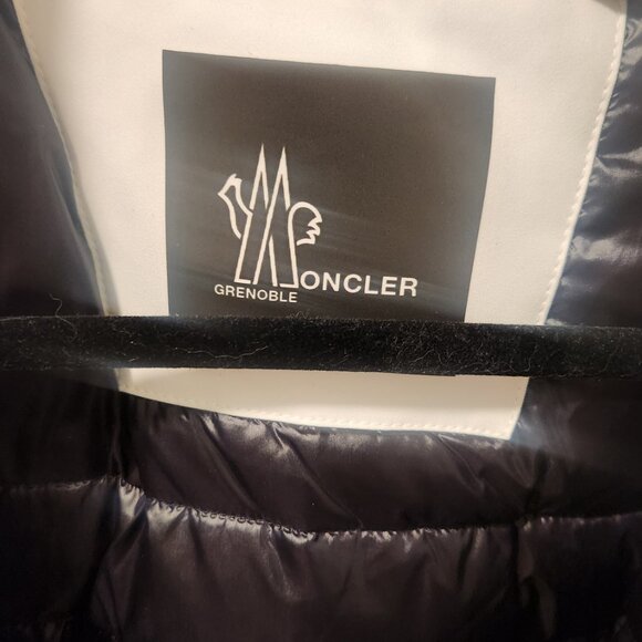 Moncler Ski Jacket - Picture 10 of 13